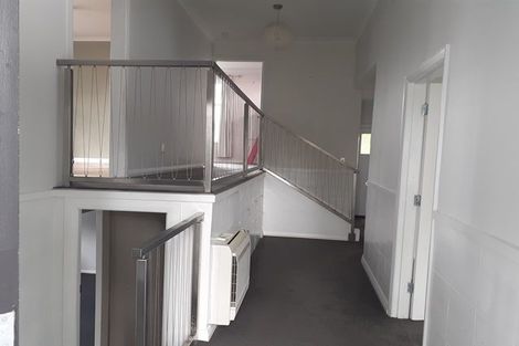 Photo of property in 6 Hughes Avenue, Hokowhitu, Palmerston North, 4410