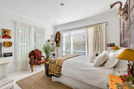 Photo of property in 56 Lucknow Road, Havelock North, 4130