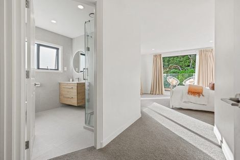 Photo of property in 45 Chester Avenue, Greenhithe, Auckland, 0632