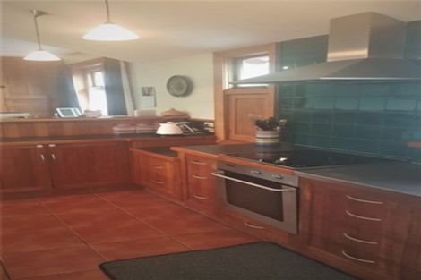 Photo of property in 14 Herbert Street, Waimate, 7924