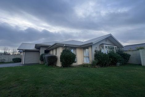 Photo of property in 10 Cridland Place, Halswell, Christchurch, 8025