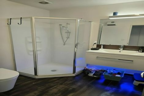 Photo of property in 2 Ensors Road, Opawa, Christchurch, 8023