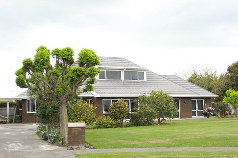 Photo of property in 9 Hinton Place, Rangiora, 7400