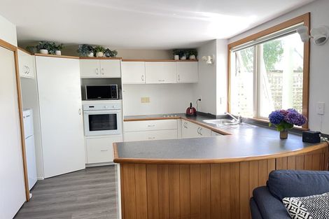 Photo of property in 4b Hatton Street, Karori, Wellington, 6012