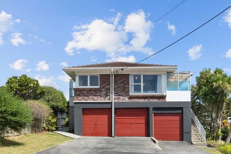 Photo of property in 1/3 Opua Street, Belmont, Auckland, 0622
