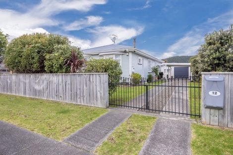 Photo of property in 12 Spackman Crescent, Paraparaumu, 5032