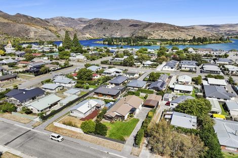 Photo of property in 34 Molyneux Avenue, Cromwell, 9310