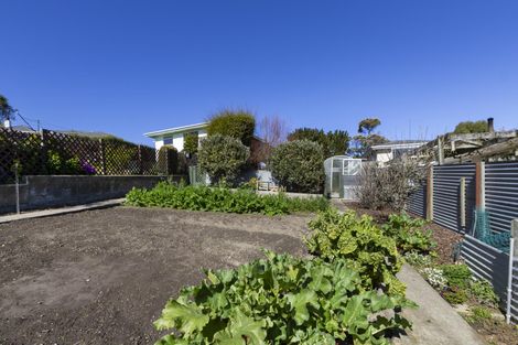Photo of property in 23 Selwyn Street, South Hill, Oamaru, 9400