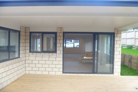 Photo of property in 13 Muirhill Place, Pokeno, 2402