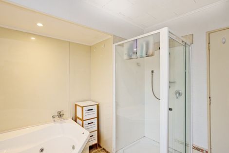 Photo of property in 92 Gladstone Terrace, Gladstone, Invercargill, 9810