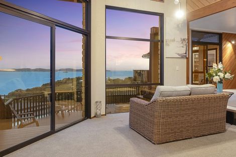 Photo of property in 4 Kotare Place, Sandspit, Warkworth, 0982