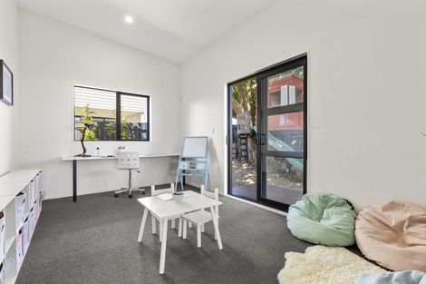 Photo of property in 59b Mcintyre Road, Mangere Bridge, Auckland, 2022