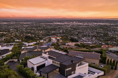 Photo of property in 12 Harry Ell Drive, Cashmere, Christchurch, 8022