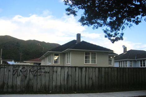 Photo of property in 49 Godley Street, Waiwhetu, Lower Hutt, 5010