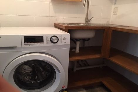 Photo of property in 1/29 Oaktree Avenue, Browns Bay, Auckland, 0630