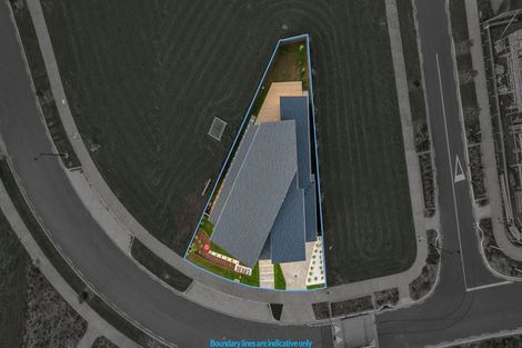 Photo of property in 15 Catalina Avenue, Rosehill, Papakura, 2113