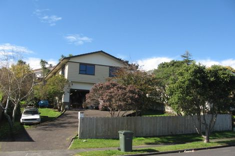Photo of property in 29 Lewisham Street, Highland Park, Auckland, 2010