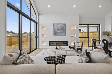 Photo of property in 12 Piko Road, Opaheke, 2113