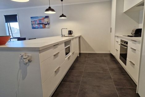 Photo of property in 21a Atutahi Street, Hurdon, New Plymouth, 4310