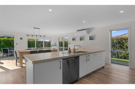Photo of property in 24 Longview Street, Mangawhai, 0505