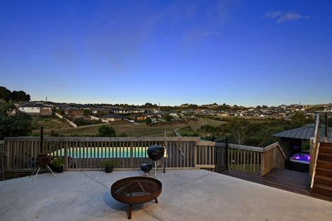 Photo of property in 27 Kilbryde Crescent, Pokeno, 2402