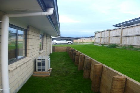 Photo of property in 13 Muirhill Place, Pokeno, 2402