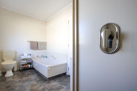 Photo of property in 405b Eastbourne Street East, Hastings, 4122