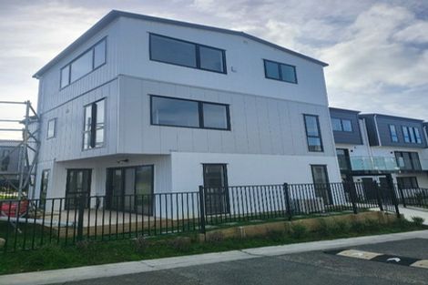 Photo of property in 2 Dotterel Place, Westgate, Auckland, 0614