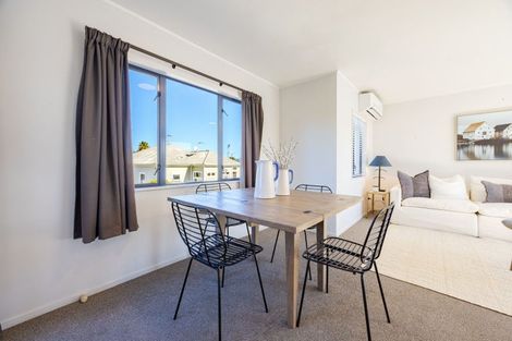 Photo of property in 7a Latham Street, Napier South, Napier, 4110