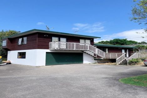 Photo of property in 2/10 Belmont Terrace, Milford, Auckland, 0620