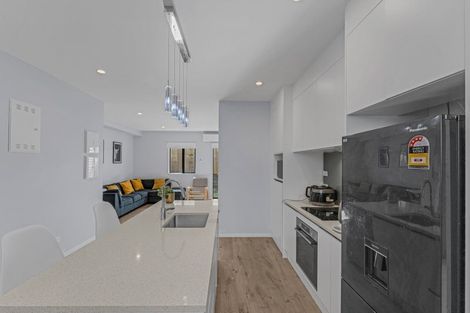 Photo of property in 9d Epping Road, Henderson, Auckland, 0610