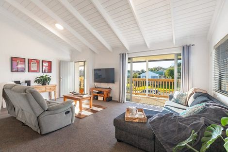 Photo of property in 1 Tamatea Drive, Snells Beach, 0920