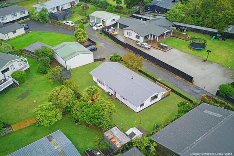 Photo of property in 13a Kaiwaka Road, Waiuku, 2123