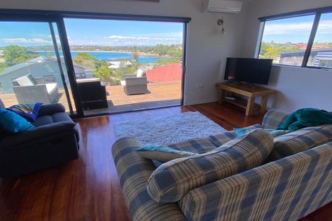 Photo of property in 55 Ardern Avenue, Stanmore Bay, Whangaparaoa, 0932