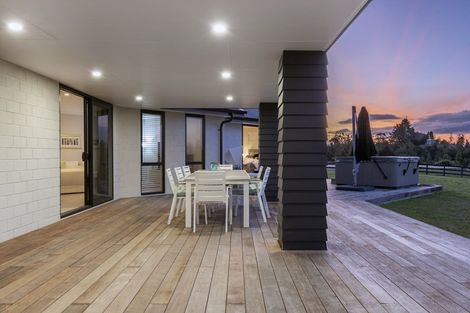 Photo of property in 25 Sarona Park Drive, Omanawa, Tauranga, 3171