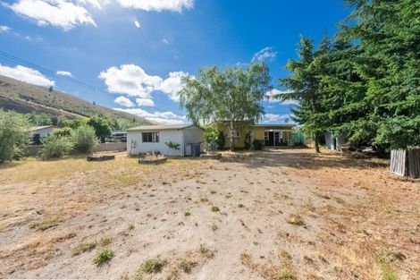 Photo of property in 24 Dunstan Street, Clyde, 9330