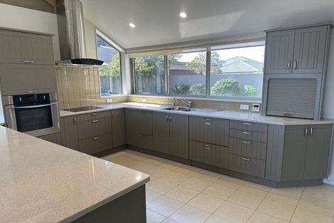 Photo of property in 12 Major Durie Place, Waikanae Beach, Waikanae, 5036