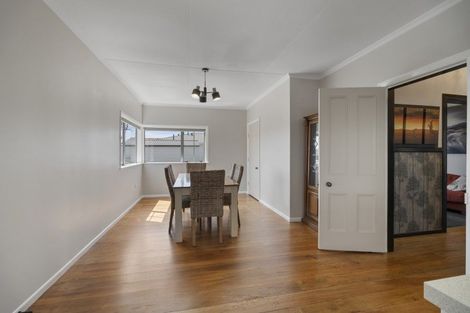 Photo of property in 162 Tukapa Street, Westown, New Plymouth, 4310