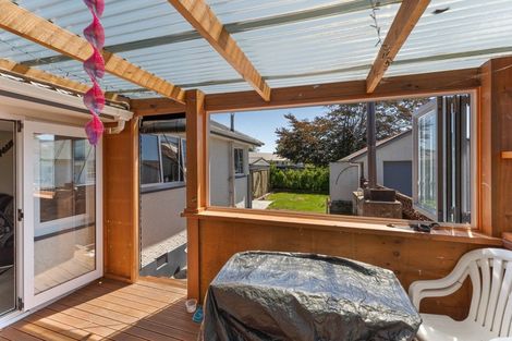 Photo of property in 12 Craig Street, Stratford, 4332