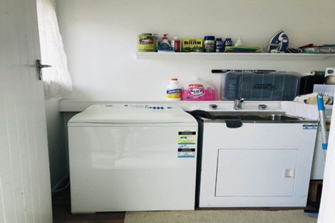 Photo of property in 119 Te Atatu Road, Te Atatu South, Auckland, 0610