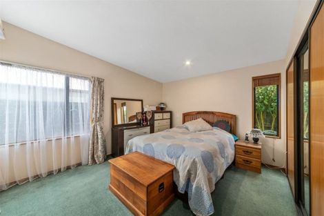 Photo of property in 2/232 Waimairi Road, Ilam, Christchurch, 8041