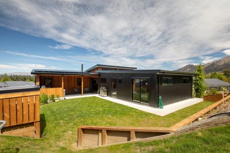 Photo of property in 14 Charles Court, Lake Hawea, Wanaka, 9382