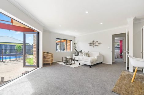 Photo of property in 12 Oldfield Court, Huntington, Hamilton, 3210