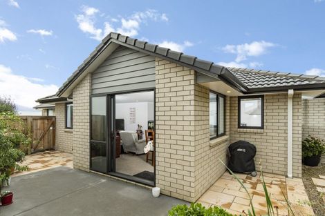 Photo of property in 12 Winspear Place, Omokoroa, 3114