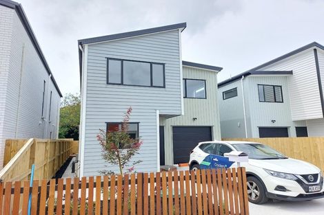 Photo of property in 26 Coast Garden Drive, Hobsonville, Auckland, 0616