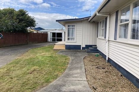 Photo of property in 20 Cricket Place, Melville, Hamilton, 3206