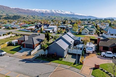 Photo of property in 8 Matthews Crescent, Cromwell, 9310