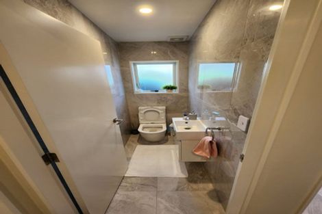 Photo of property in 37 Lotus Avenue, Mount Maunganui, 3116