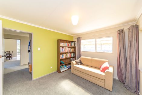 Photo of property in 8 Buller Place, Westbrook, Palmerston North, 4412