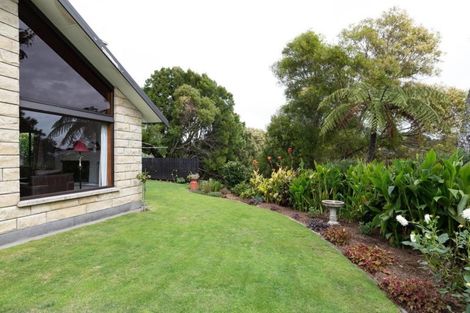 Photo of property in 55 Heta Road, Highlands Park, New Plymouth, 4312